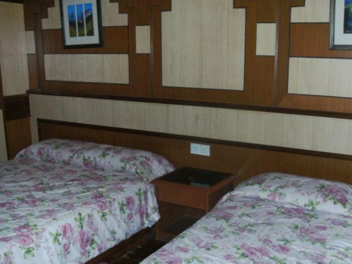 Coral View Island Resort Kampong Pasir Hantu Extérieur photo